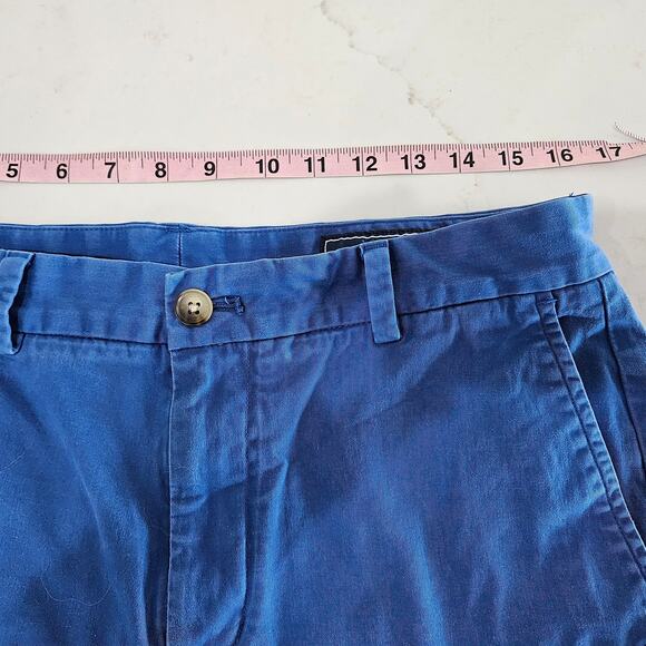 Vineyard Vines Shep & Ian. Size 33 - Picture 6 of 8